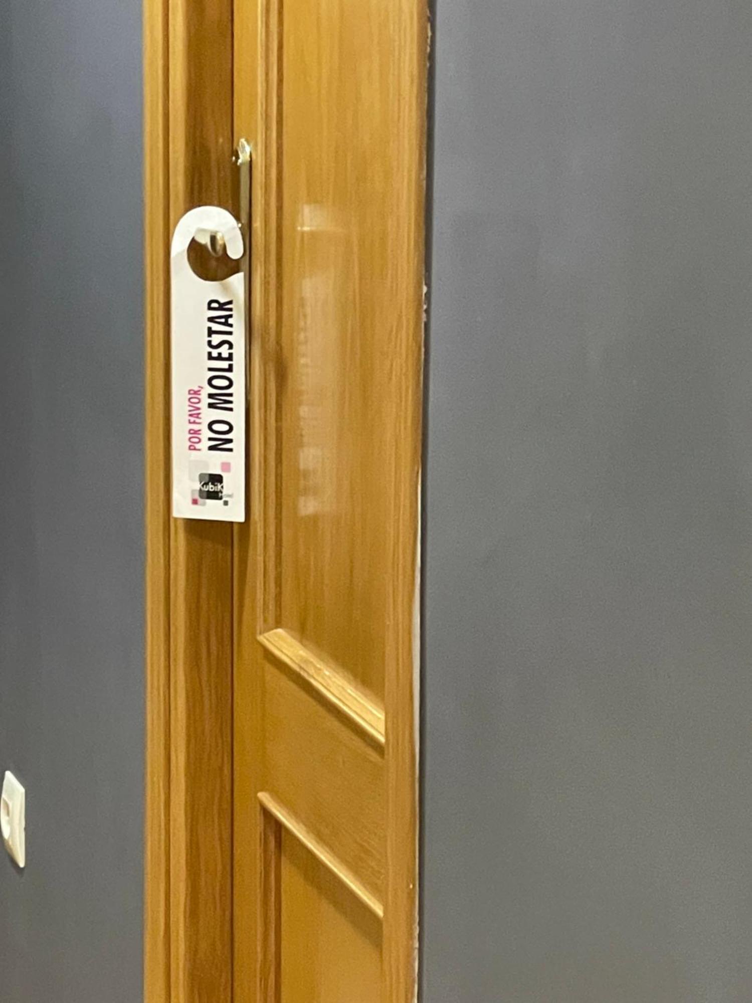 Kubik Hotel Caces Eksteriør billede
